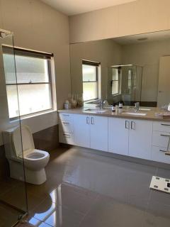 Claret Lodge Modern country retreat - 5