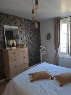 Atypique Saumur 80 m2 joli appartement 2 à 7 pers familial rénové entier 3 chambres hyper centre - Saumur - 9