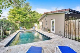 Heated pool, parking, 5 min walk to food and fun! - Fort Lauderdale - 4