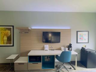 Best Western Plus Glen Allen Inn - 1