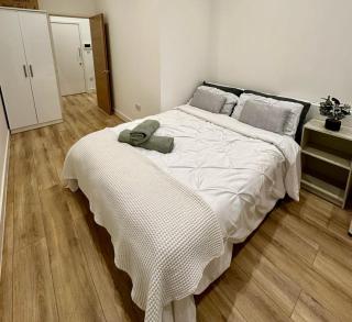 Prime Location next to Hyde Park 2Double Bedrooms - Londra - 0