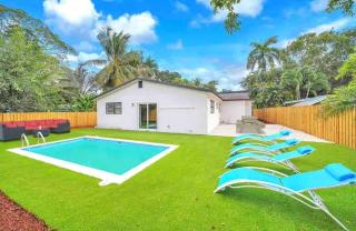 Indoor Basketball, Game Room, Heated Pool, Private - Fort Lauderdale - 4