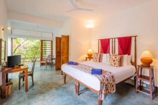 Staymaster Ashlesha 2BR Jet & Swimming Pools & Spa - 6