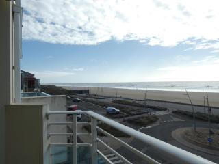 Appartement T2 + Mezzanine avec 2 Salles d'Eau et Parking Privé, Bord de Mer - St-Hilaire-de-Riez - FR-1-323-336 - Saint-Hilaire-de-Riez - 6