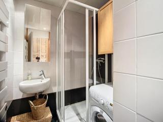Appartement rénové au pied des pistes, proche des commerces avec ski au pied et WiFi - FR-1-688-75 - 5