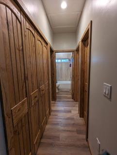 Cozy Cottage 2BD/2BA, 2 Covered Decks, Patio Dinning, Newly Built! - Pinetop-Lakeside - 7