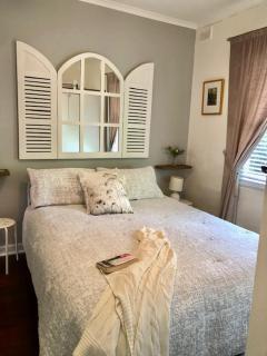 MRS BROWN’s COMFY CITY PAD - Kensington and Norwood - 9