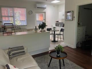 MRS BROWN’s COMFY CITY PAD - Kensington and Norwood - 5