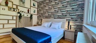 Comfort 14 -- Stylish City Apartment Netflix, Wi-Fi & Parking - Miskolc - 3