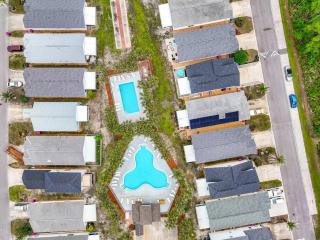 Walk 2 2Pools & Beach Front Back Covered Area Kids Rm - 7