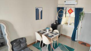 Golden Town 金色小镇 - 5