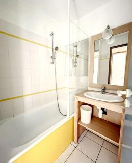 "L'ABRI CÔTIER" Appartement 4 personnes, vue port et mer, accès piscines gratuit - Talmont - 3