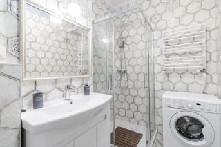 InshiApartments on Hazova str 4 - 5