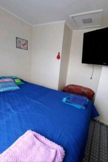 Casa con buena ubicación estacionamiento gratuito - 6