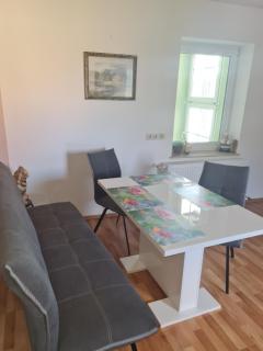 modernisierte Wohnung, zentral gelegen in historischer Altstadt - Mücheln - 3