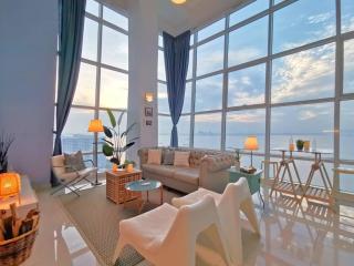 Maritime Suites Holiday Rental - George Town - 1