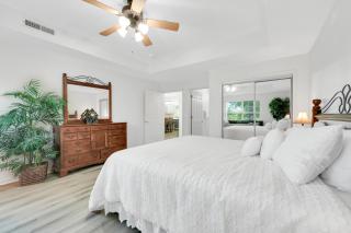 1031 Branson luxury retreat-Golf view-SilverDollar - Branson West - 0