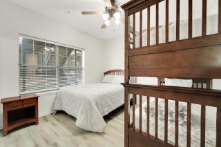 1031 Branson luxury retreat-Golf view-SilverDollar - Branson West - 4
