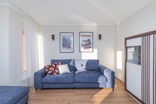 Riverfront 1BD Old Town Apartment by Hostlovers - 2