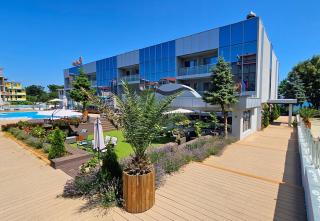 Dodo Beach Hotel - 9