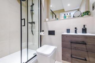 Rock Mill - Deluxe Holiday Apartments - Stoney Middleton - 2