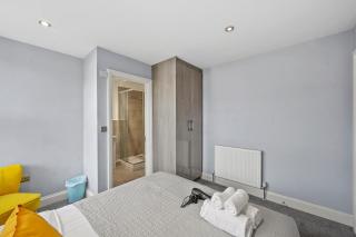 BridgeCity Modern Holiday Condo in Maidstone - f8 - 1