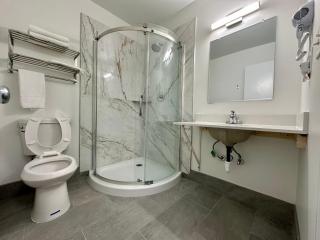 Royal Inn and Suites Charlotte Airport - Charlotte - 8