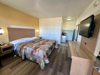Royal Inn and Suites Charlotte Airport - Charlotte - 6