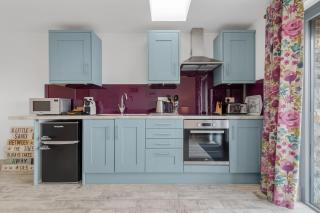 Ramsey Sea View Cottage - Dog Friendly - 2