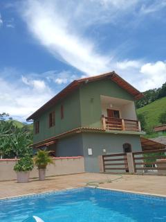 Casa para temporada em Fazenda, natureza exuberante, muito verde. - Bom Jardim - 0