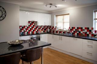 Oak House - sleeps 10 with Bar & Games room - Reighton - 1