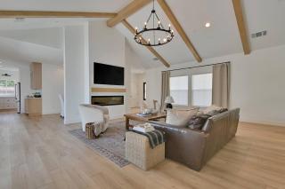 The Modern Farmhouse - 2