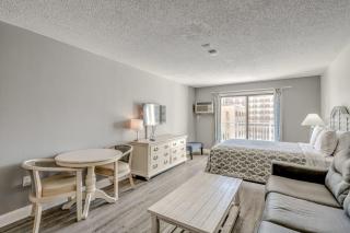 Beautifully Updated Ocean View Studio! Sea Mist 50503 - Myrtle Beach - 8