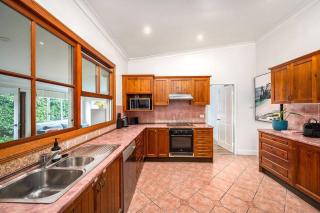 Convenient 3/bedroom Guest House in Adamstown - Adamstown - 1