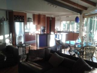 Rural Setting Getaway - Contractors, Families - - 0