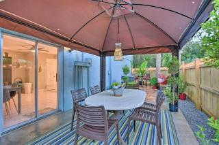 Dog Friendly Home by Flagler Avenue! Fenced Yard and Garage! Walk to the Beach! - 8