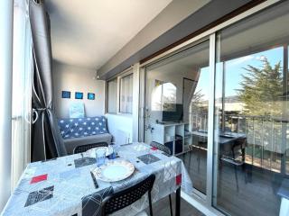 Sète: 2 pièces à 200m plage, parking & loggia - FR-1-338-11 - Sète - 0