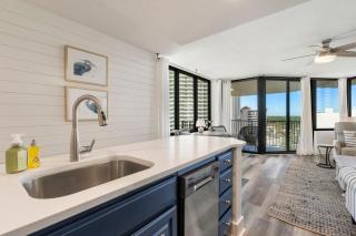 Sunbird Resort! Direct Beachfront Condo! Free Beach Chairs! by Dolce Vita Getaways PCB - Panama City Beach - 2