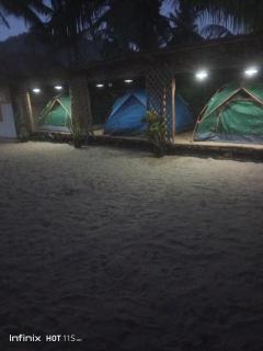 Akoya Beach Park and Cottages - Locaroc - 2