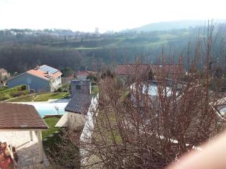 Maison calme avec piscine et vue imprenable. - 2
