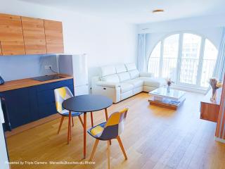 Appart Standing Free Parking Balcony Terrasse & Clim - Marseille - 1