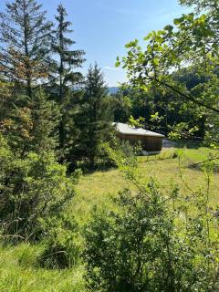 Serene Wilderness Getaway for 15 next to a historic castle - - 7
