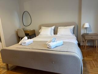 Sm Athens - Atene - 9