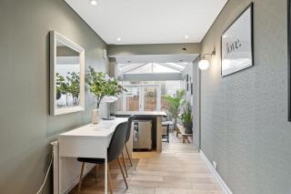 Massive Villa in Downtown Reykjavík with a Sauna - Reykjavik - 1