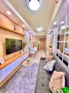 Scandi-Style & Organic condo Shore 3 MOA - Manille - 5