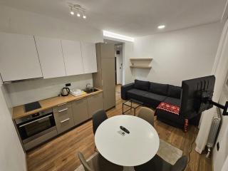 Anchy - Belgrado - 1