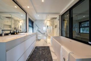 Aurum 101 by Host Agents - 2