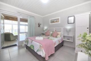 The Cove - Struisbaai - 8