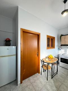 The Sunlit Retreat - Kremasti - 2