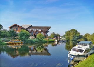Riverside Park - Stratford-upon-Avon - 4